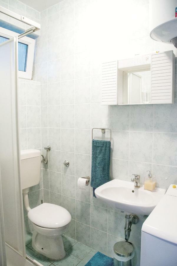Apartment Lori Crikvenica Exteriör bild